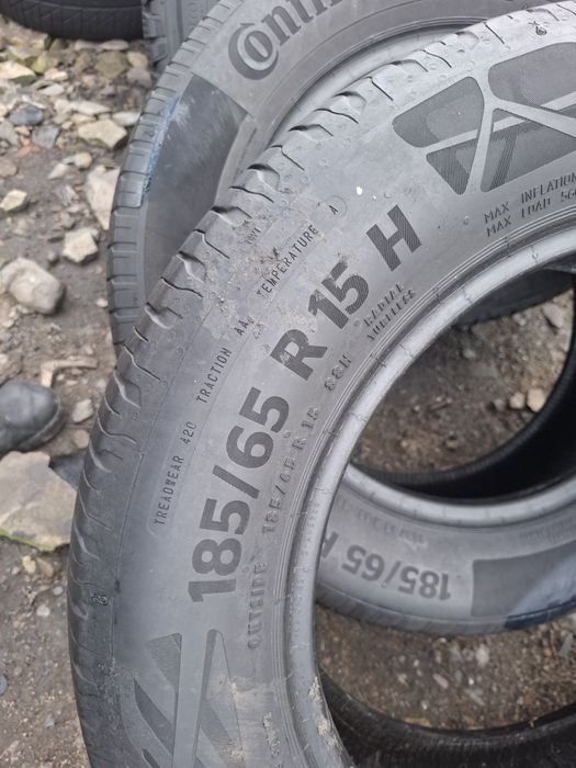 Vand 1 sau 2 anvelope 185 65 15 continental de vara bune dot 2021
