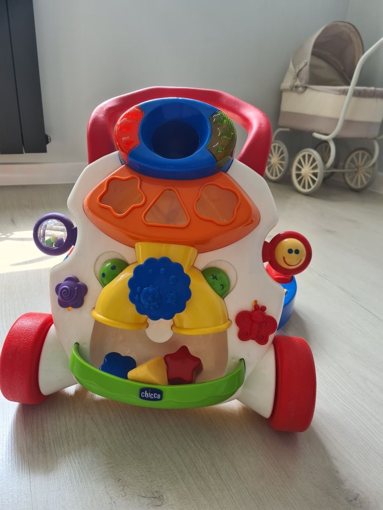 Продам игровой центр-ходунки Chicco