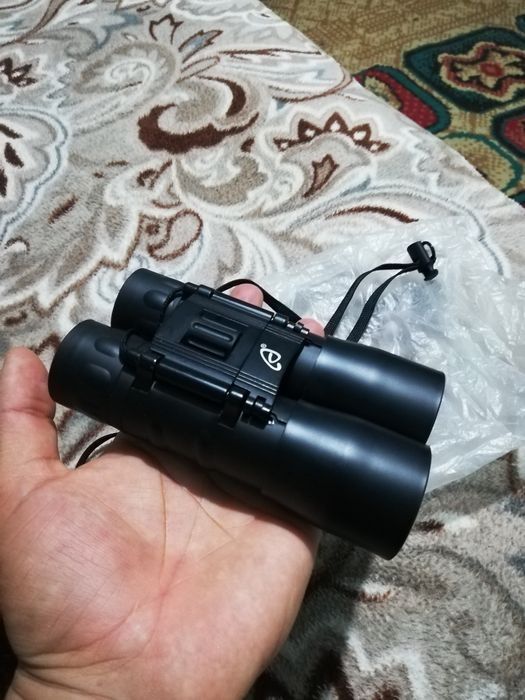 Binoclu de buzunar Auriol