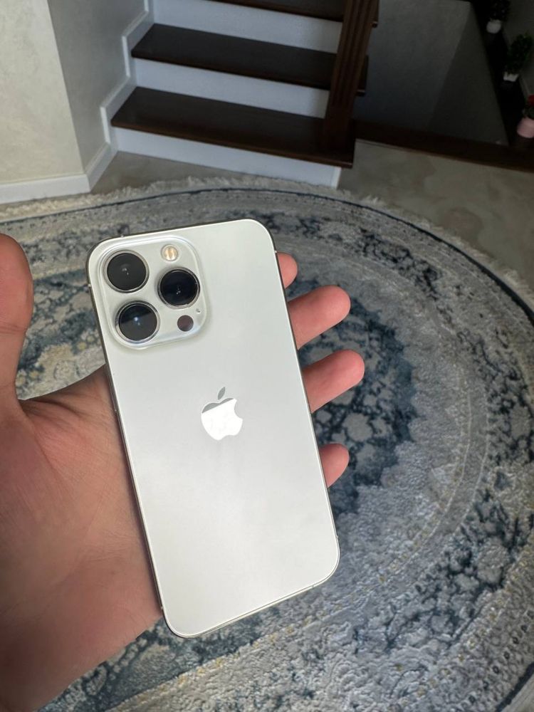 Iphone 13 pro idel sastayanada!