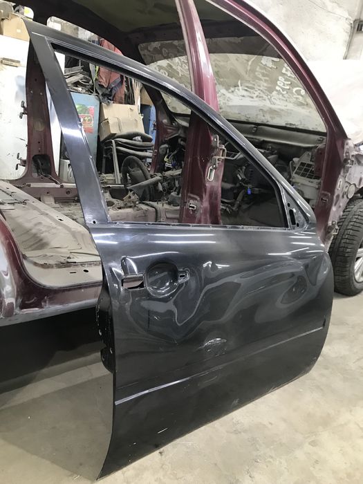 Продам дверь гранта оригинал