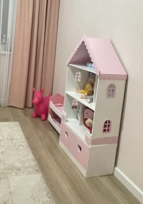 Продам куколтный домик!!!