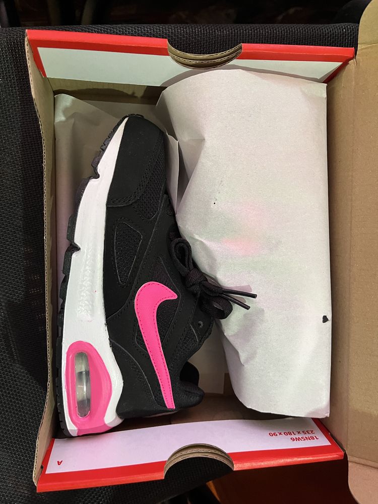 Nike детски маратонки