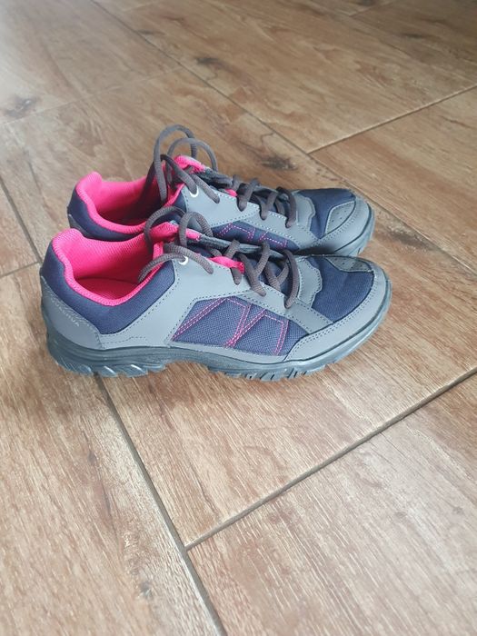 Încălțăminte Quechua, nr 38