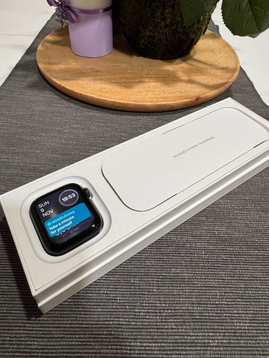 Apple Watch SE2 44mm