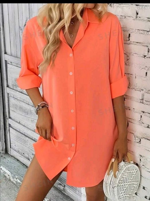 Vînd cămașă noua