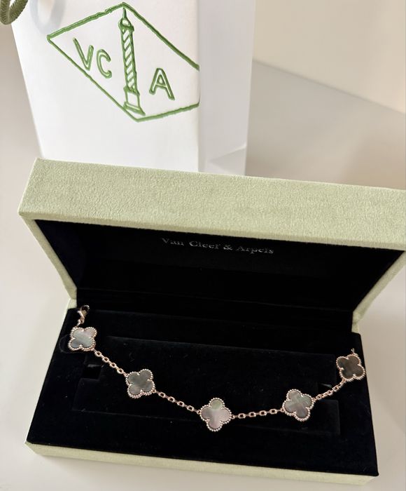 Гривна van cleef 18 K