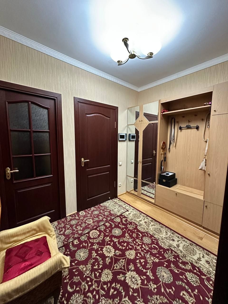 Продаётся 3/2/4 на м-в Феруза ( 77 серия )