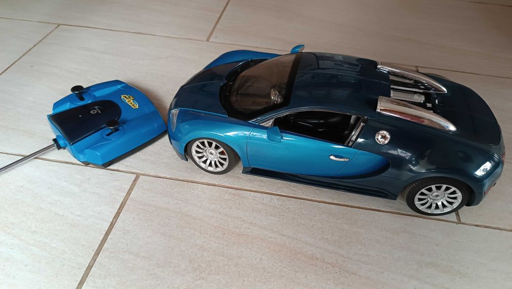 Кола бугати Bugatti с дистанционно управление