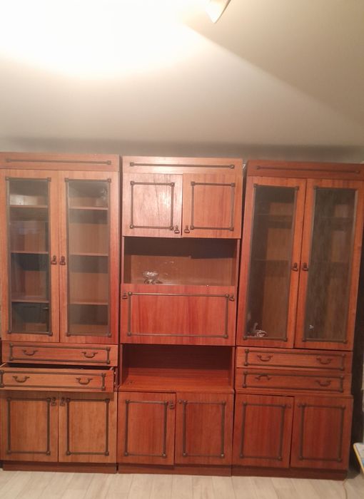 Отдам Стенку ,в хорошем состоянии. Самовывоз