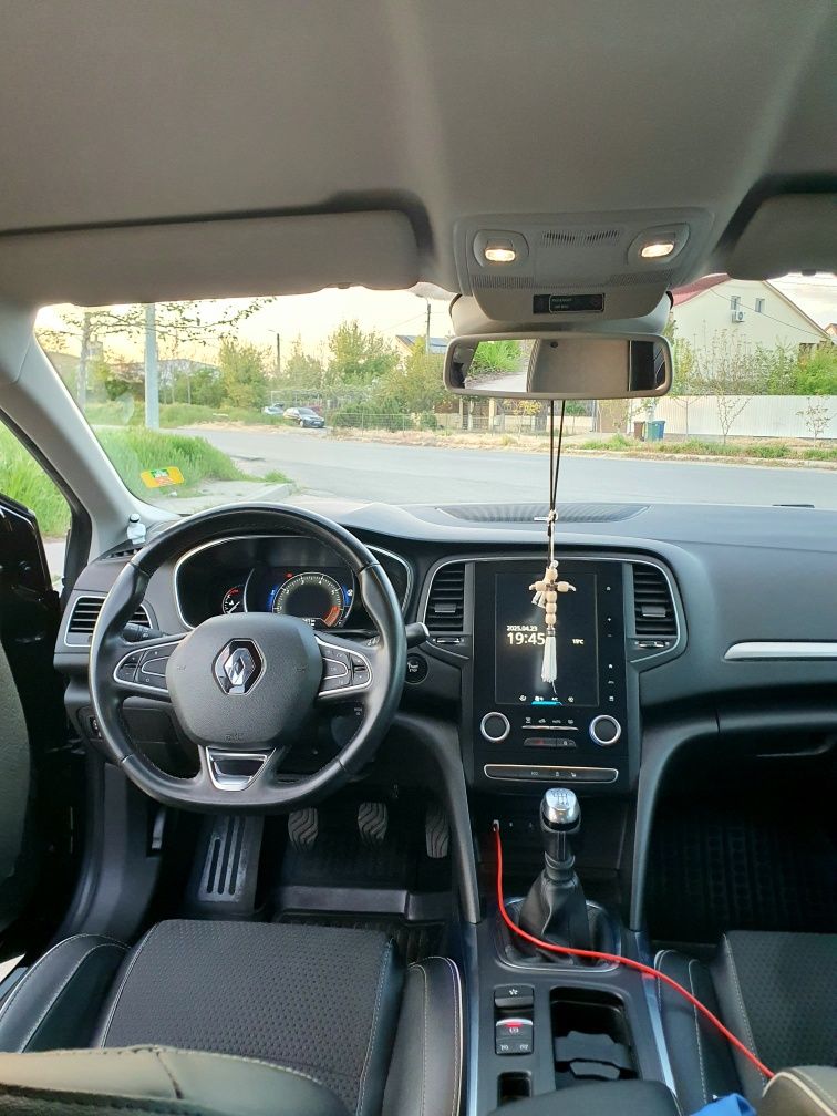 RENAULT MEGANE 4 2016 bose edition