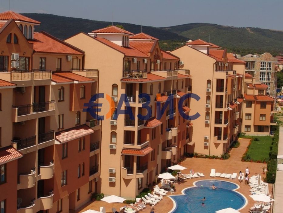 Продава се Двустаен апартамент в к.к. Слънчев бряг - 60 кв.м за 1149 €/кв.м - Снимка #9