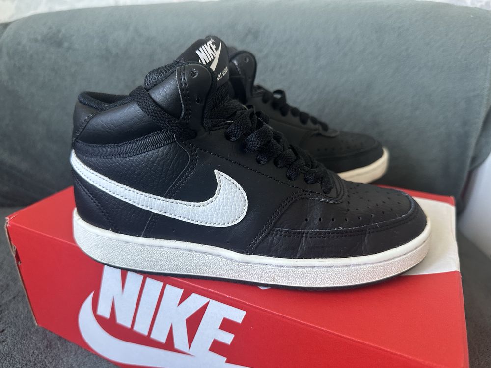 Nike court vision маратонки