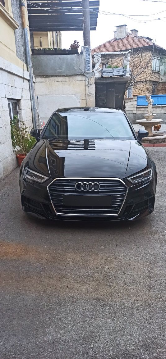 Ауди А3 Sportback 30  TDI S line