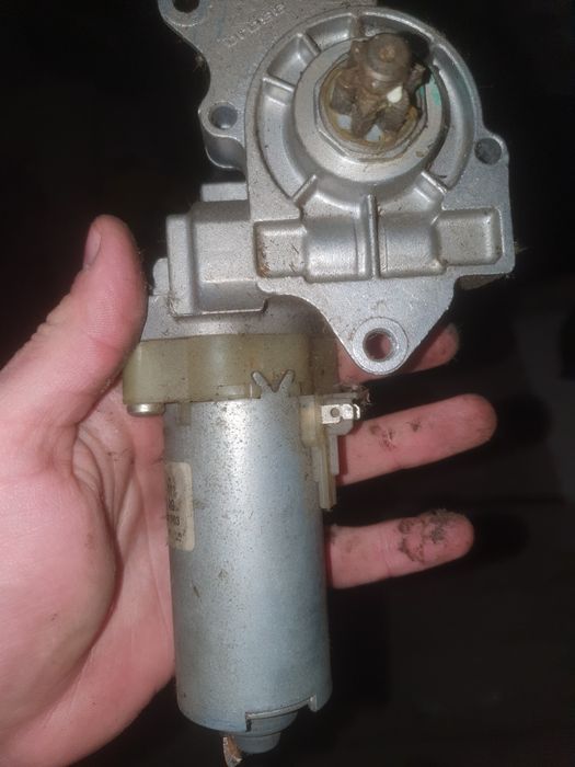 Motoras reglaj scaun 3B0 959 761 AG Skoda Audi Volkswagen