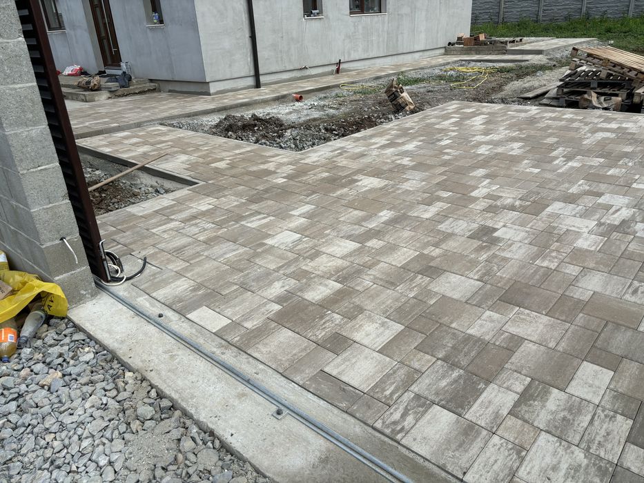 Montaj pavaj borduri dale pavele pavaje terasamente pregatim