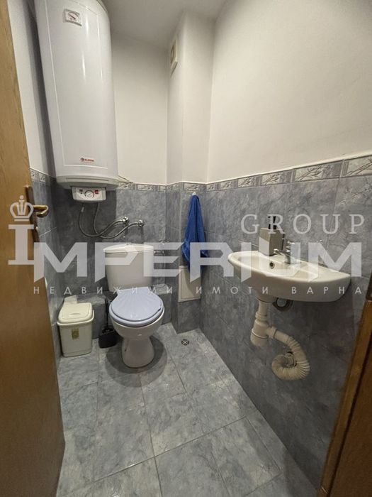 Дава се под наем Тристаен апартамент в Варна, Левски - 105 кв.м за 612 € - Снимка #8