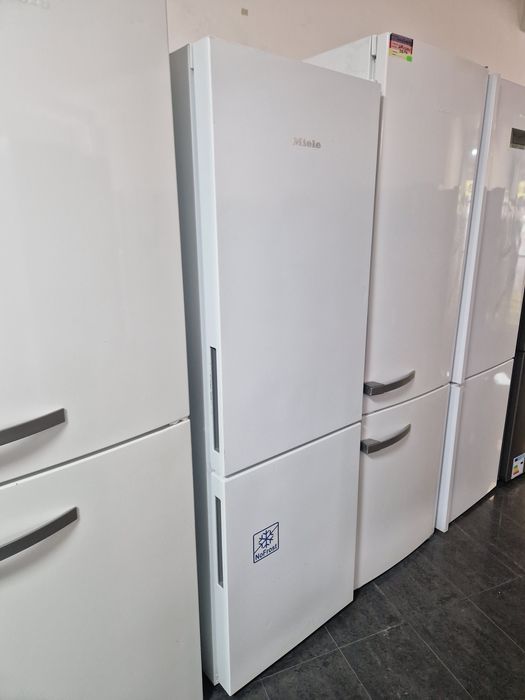 Хладилник с фризер Miele A++ No Frost