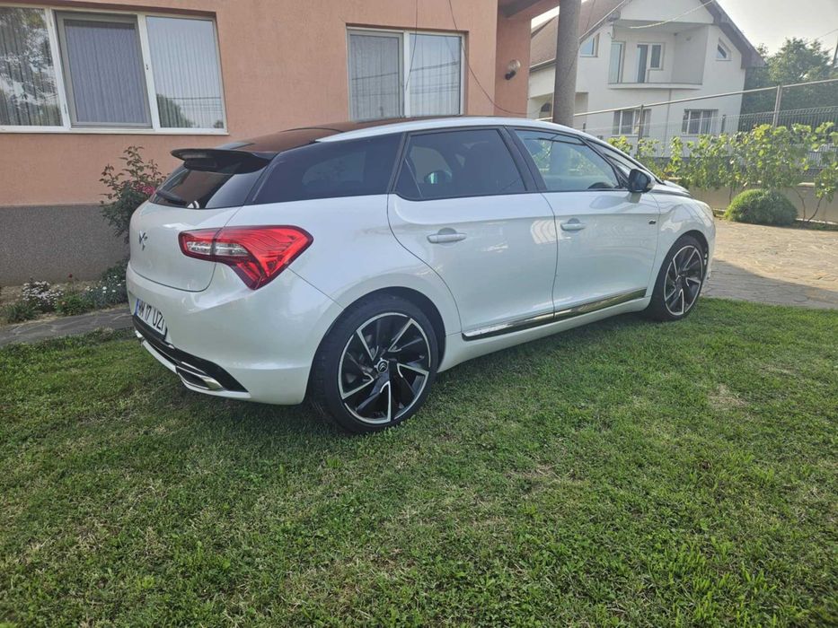 Citroen DS 5 2.0 HDI Hybrid 4x4 automat
