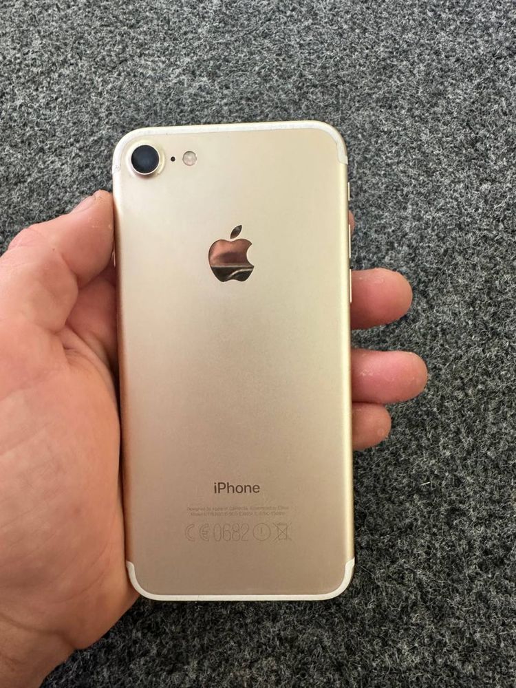 Iphone 7 ishlashi zor 700ming
