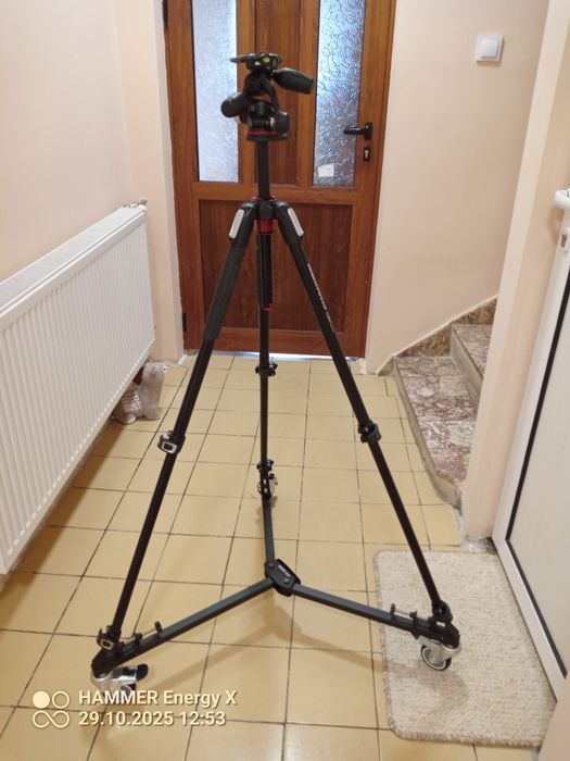 Професионален статив за фотоапарат Manfrotto 190