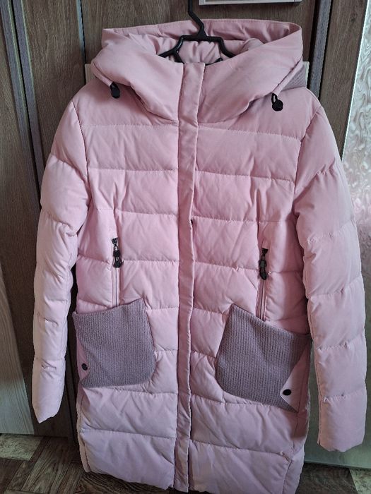 Продам пуховик в отличном состоянии