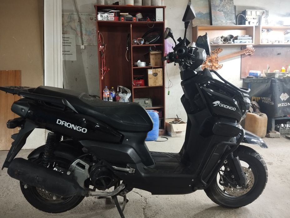 Продаётся скутер танк ВЫКУПА НЕТ