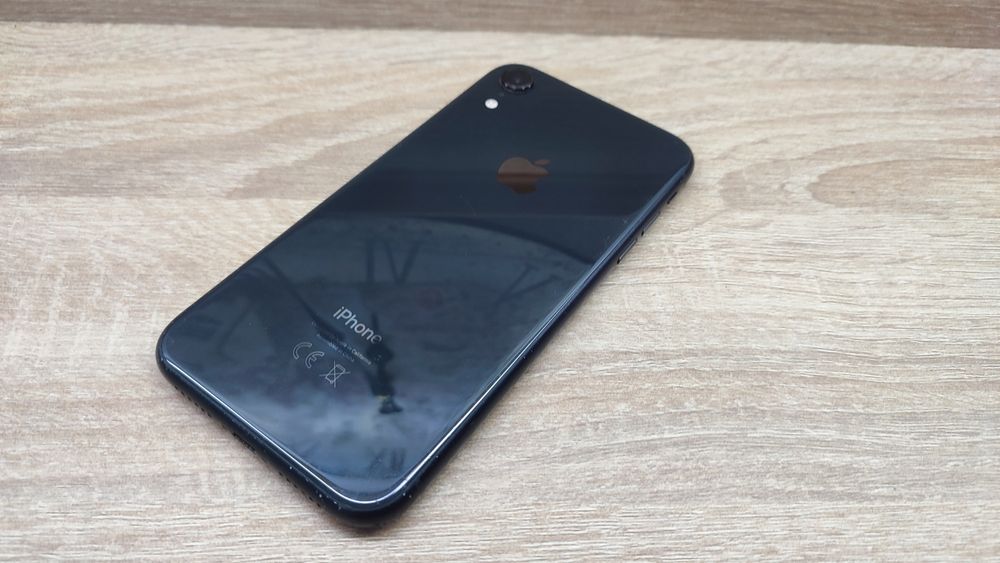 iPhone Xr Black 64Gb Baterie 90%