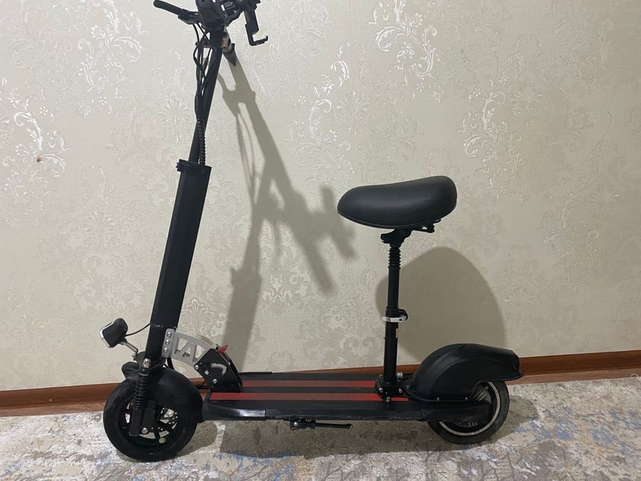 Самокат  элэктронный