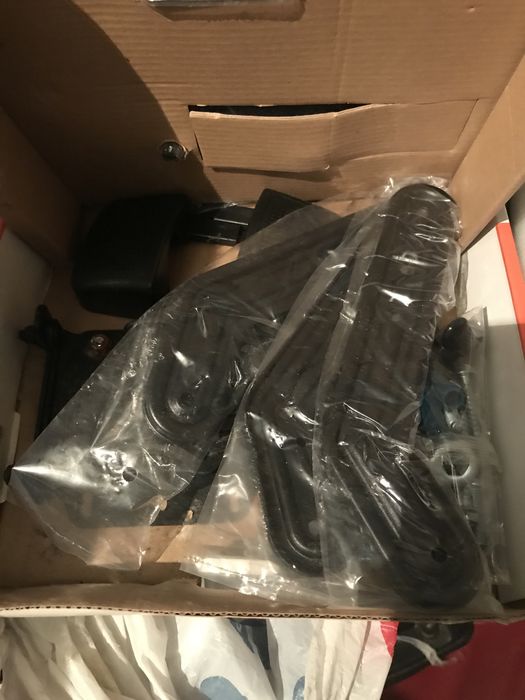 Продам кронштейн