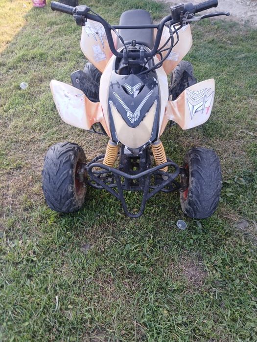 Vând atv de 125cc