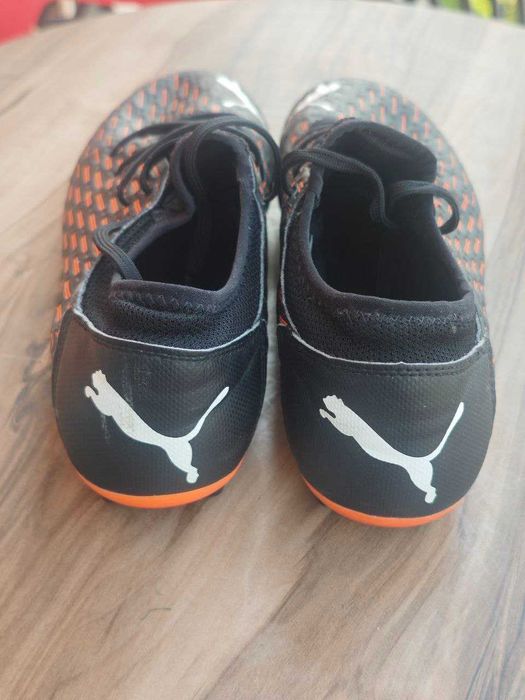 Футбольные бутсы сороконожки puma оригинал для футбола