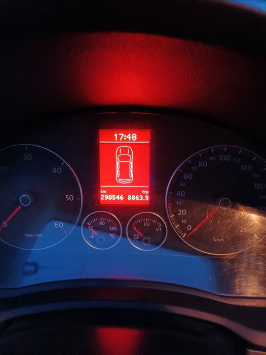 Vând Golf 5 din 2007