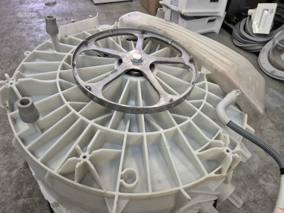 Cuva completa masina de spalat cu uscator Beko HTV8743XG