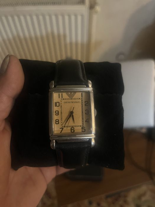 Ceas  Emporio Armani. Nu fac schimb