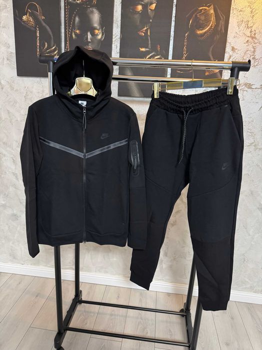 Trening Barbati Nike Tech Flecee Black!