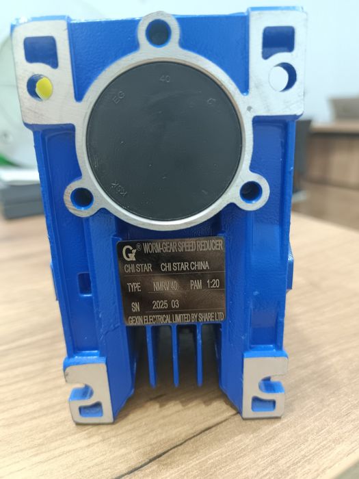Продам редуктор NMRV 40
