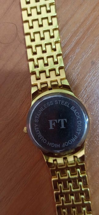 часовници FT-25 лв; Naviforce-25 лв и часовник Тomi-15 лв.