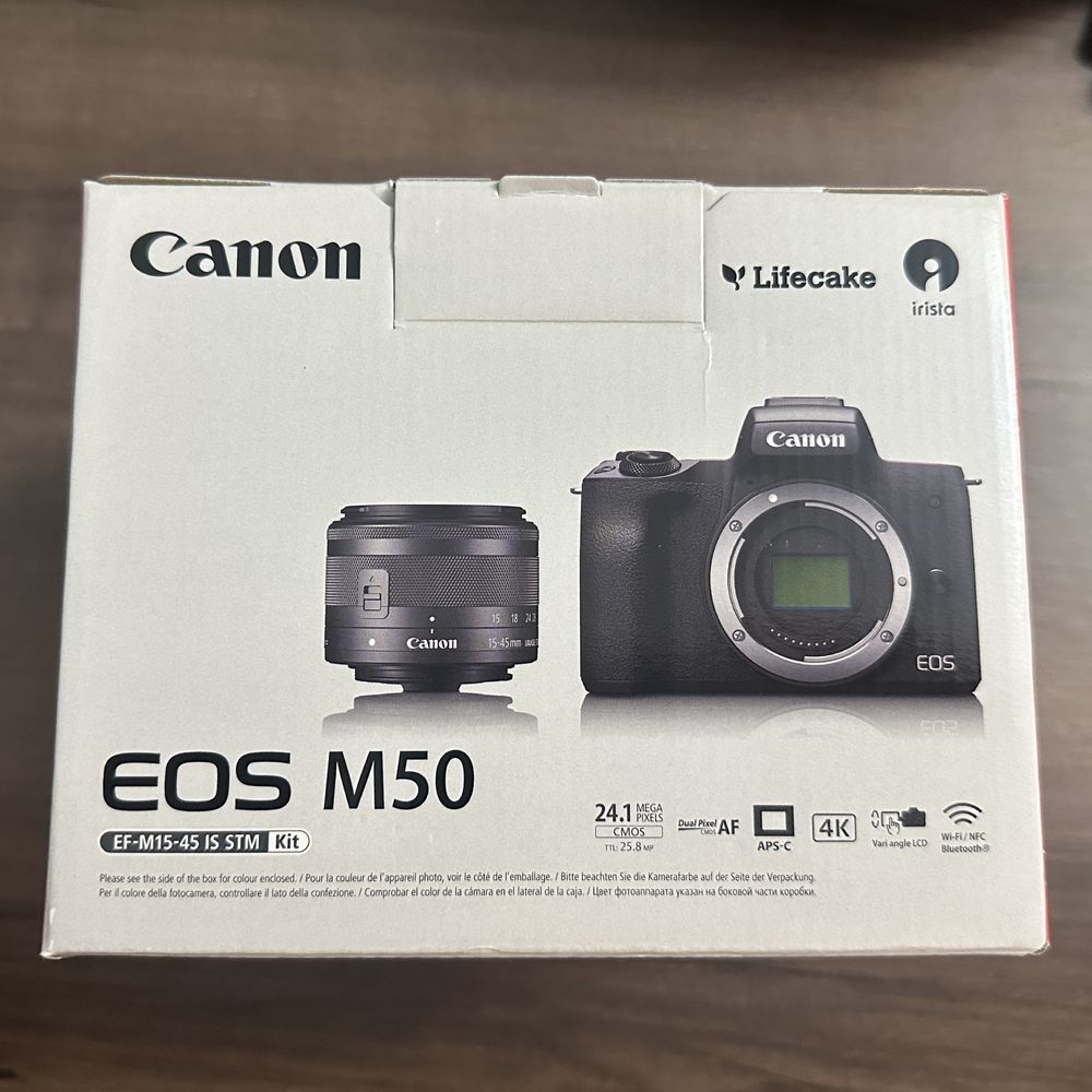 Canon M50 - комплект с обектив и батерии