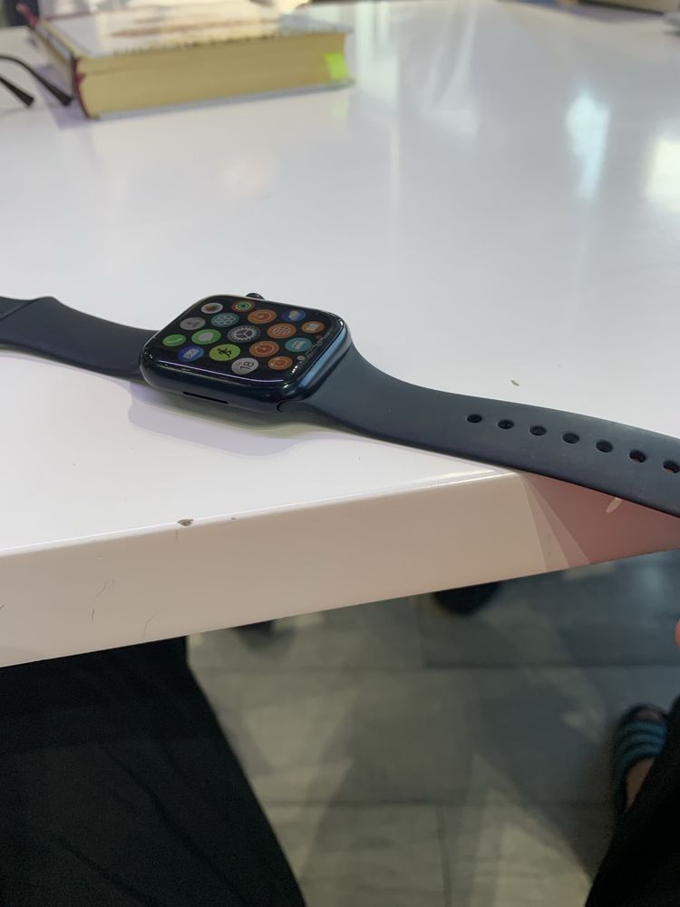 Apple watch series 7
