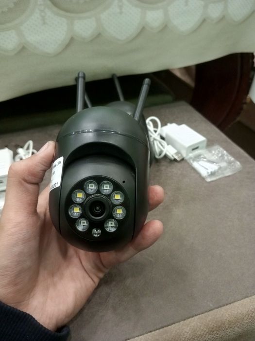 WiFi Smart Camera sotiladi holati ideal karobka dakument bor