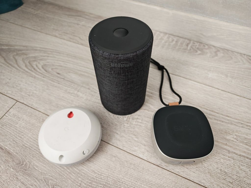 Boxe inteligente Alexa si Google