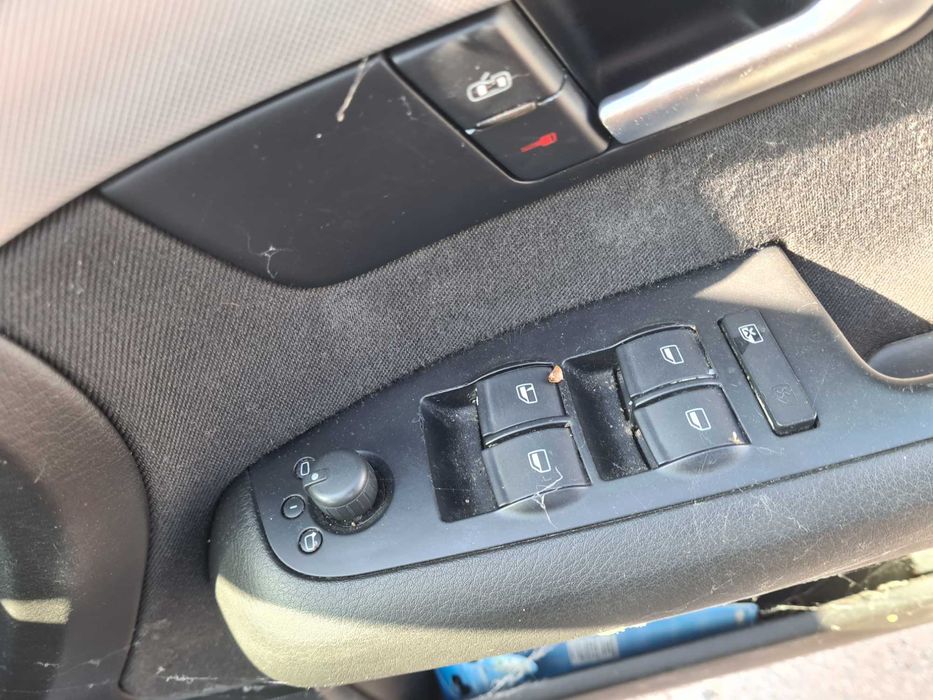 **САМО НА ЧАСТИ*** Audi A4 B7 2.0TDI, ръчни скорости, десен волан