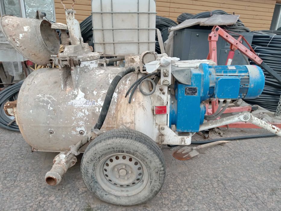 Продам пневмонагнетатель РХ 500 для сухопесчаной стяжки