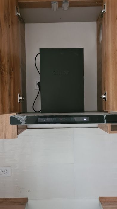 Вытяжка Ziffler BRH-615TB (только 1 очень дешево)