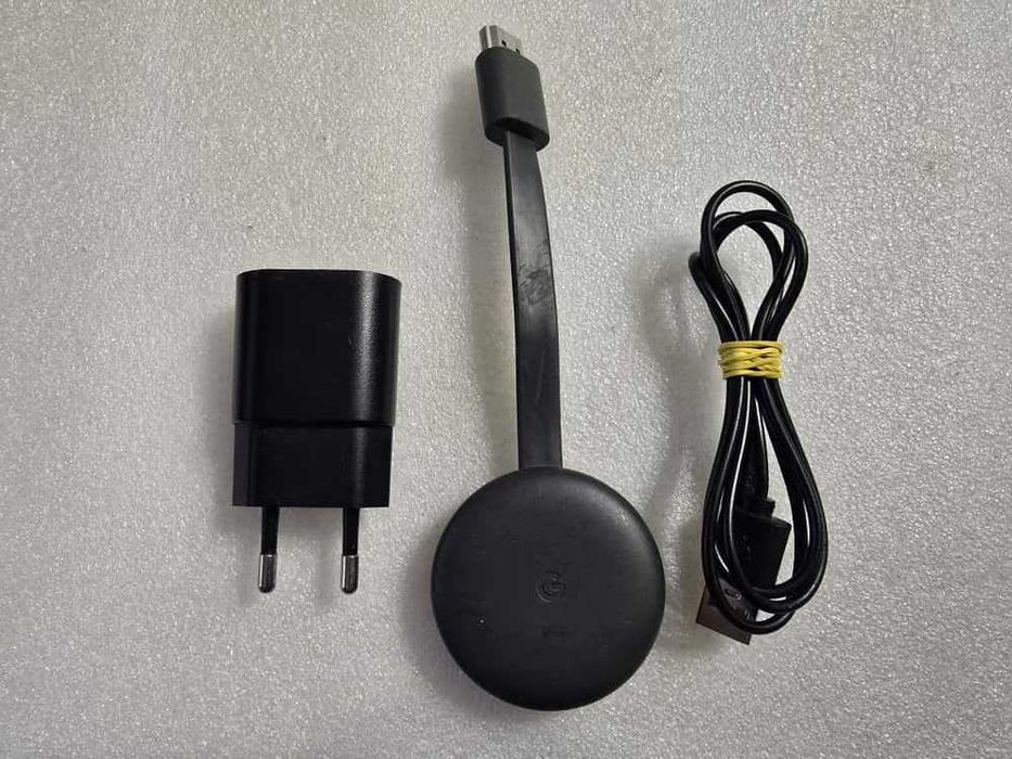 Chromecast Google 3rd Gen. Model NC2-6A5-1600 Portable Media Streamer