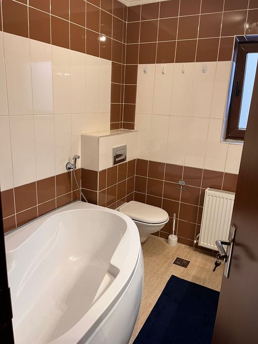 Apartament în vilă, zona Bună Ziua