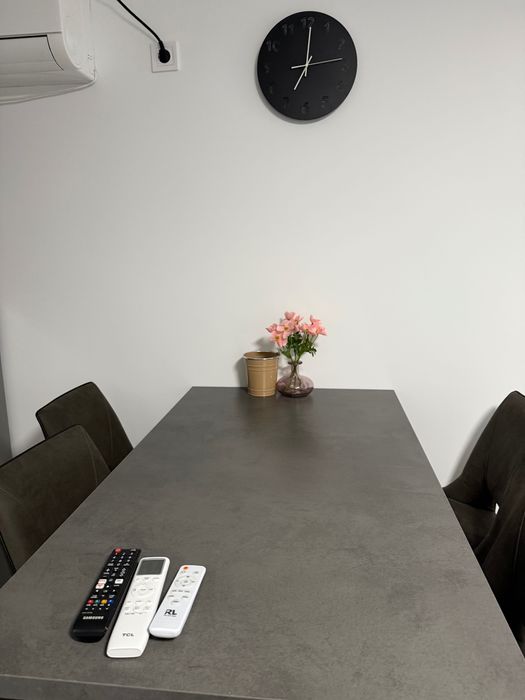 Inchiriez garsoniera in regin hotelier !