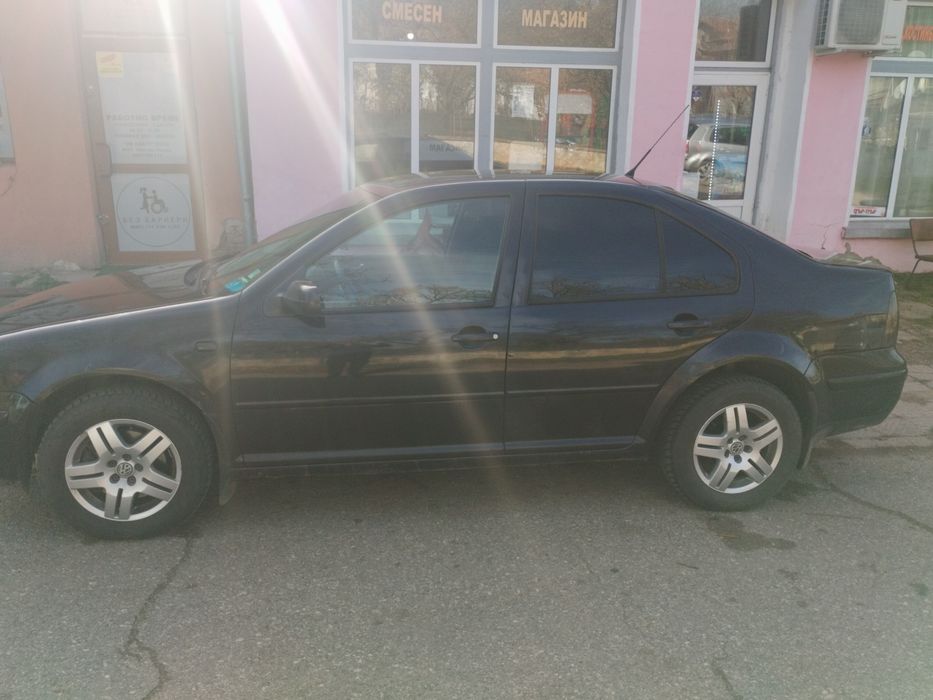 Продава се Бора 1.9+2001