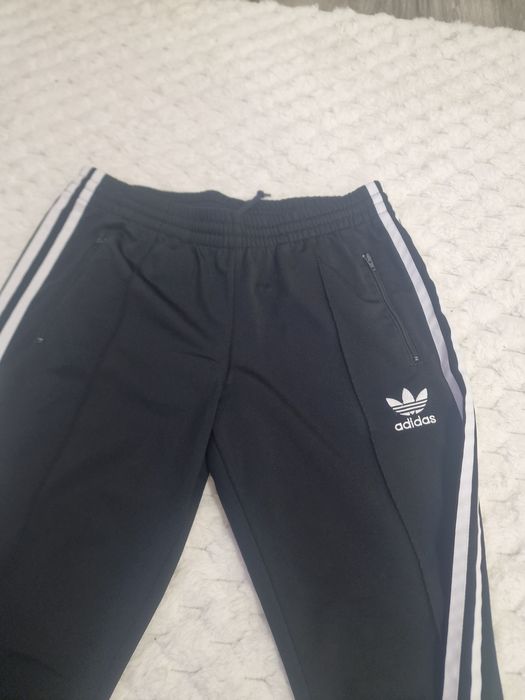 Pantaloni  adidasi S